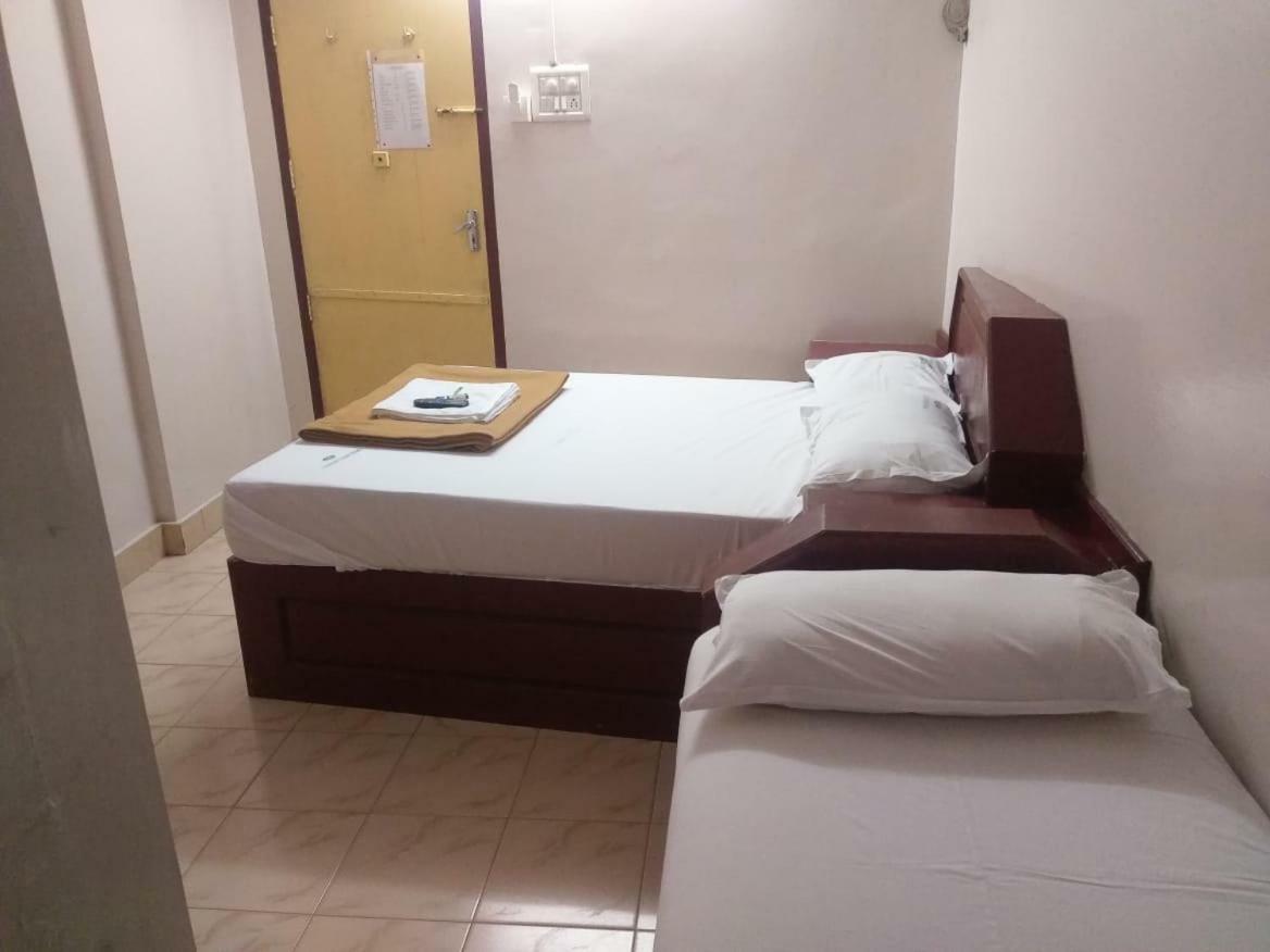Anandan Tourist Home Варкала Экстерьер фото