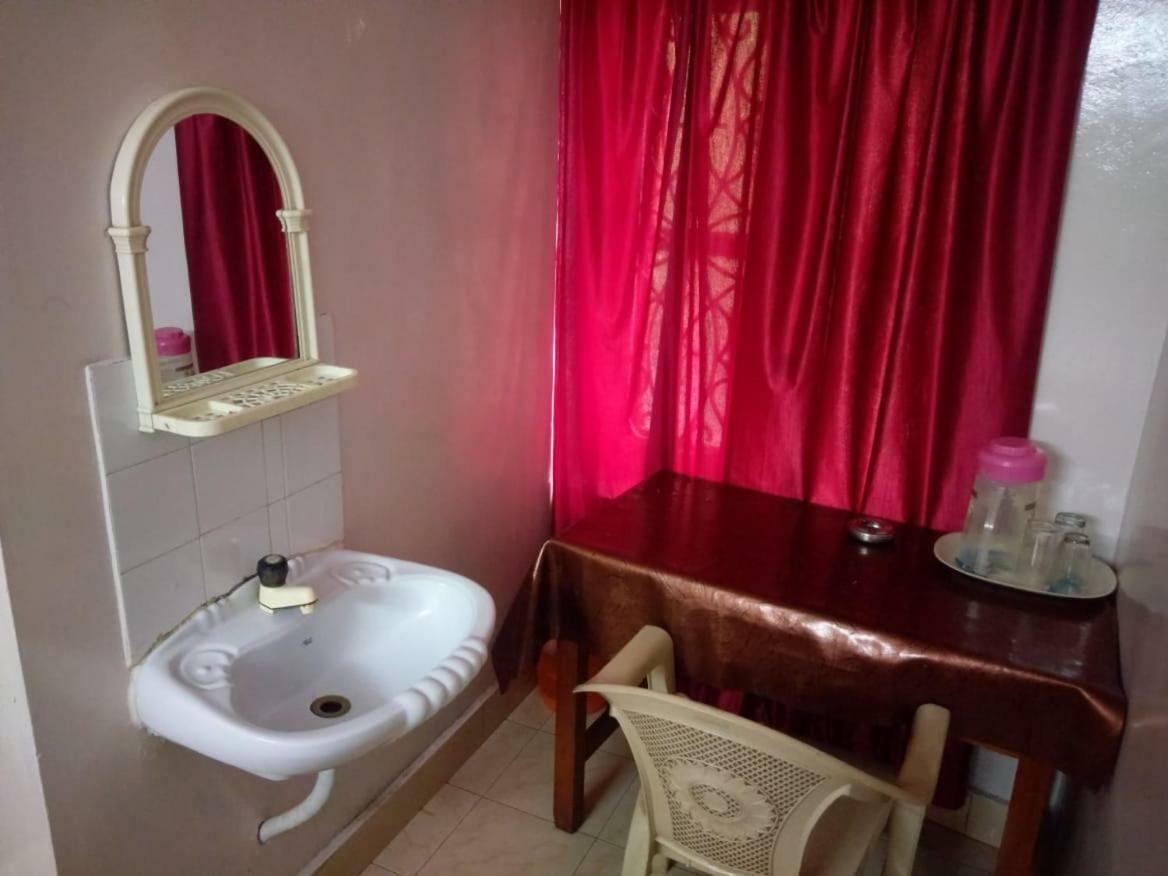 Anandan Tourist Home Варкала Экстерьер фото