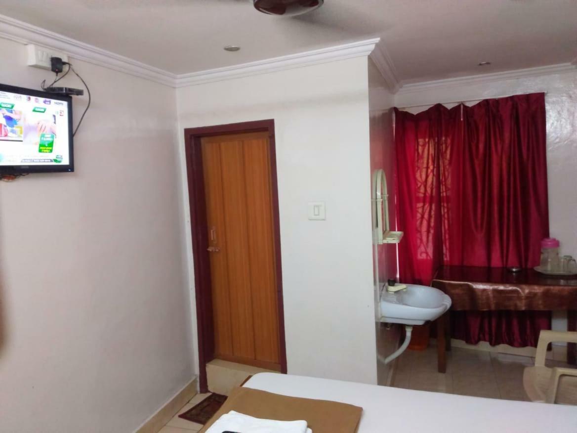 Anandan Tourist Home Варкала Экстерьер фото